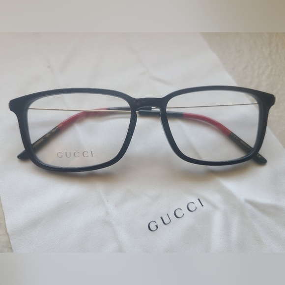NEW 7 AUTHENTIC GUCCI FRAME MODEL- GG1056OA, COLOR BLACK, SIZE- 56-17-150 - Picture 3 of 4